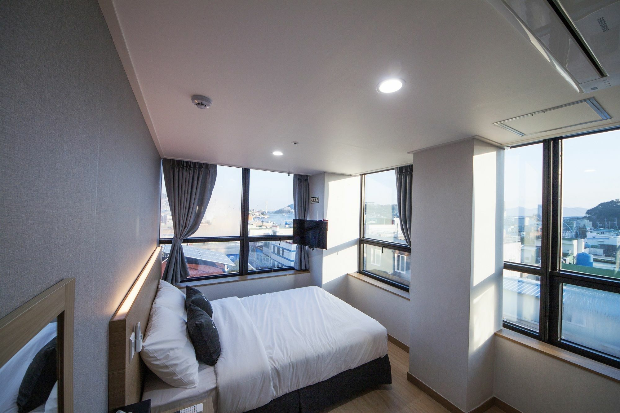 K-Grand Hostel Yeosu Exterior foto